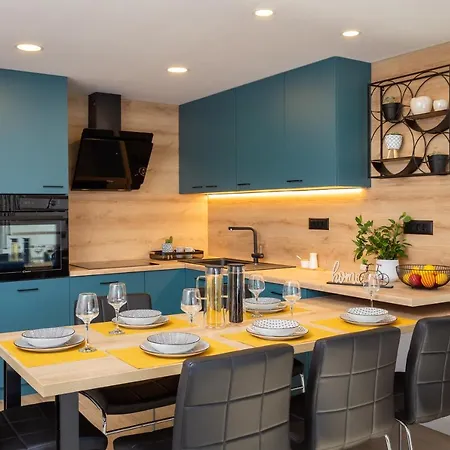 Modern Beleca Near Split Appartamento *